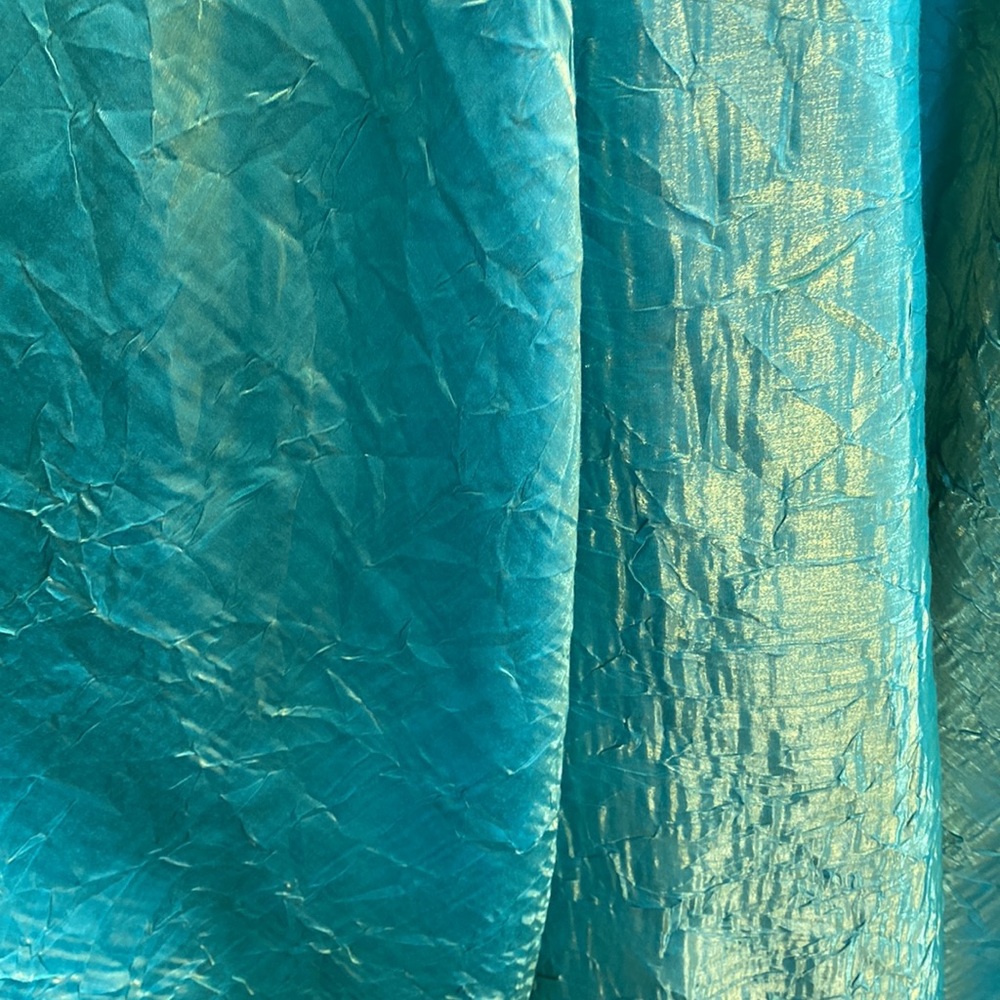 Hugo Buscati Iridescent Evening Skirt - Picture 15 of 16